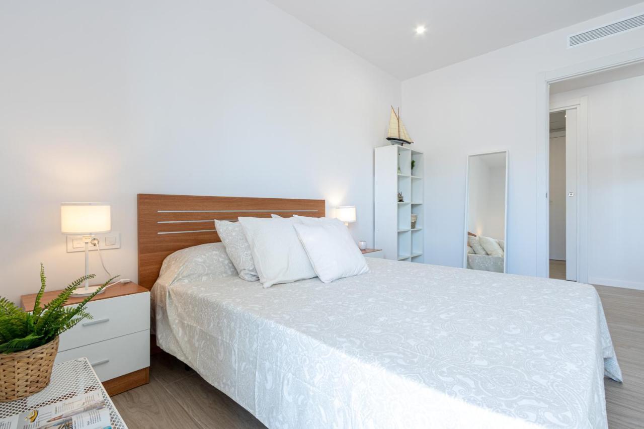 M A R I V E N T With Bathroom And Terrace 50 M2 Rosas