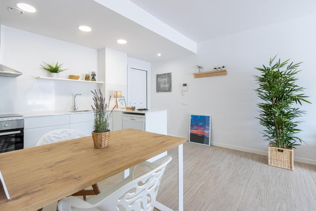 M A R I V E N T With Bathroom And Terrace 50 M2 Rosas