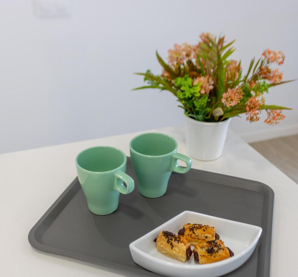 M A R I V E N T With Bathroom And Terrace 50 M2 Apartment Roses